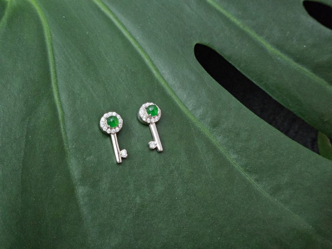 100% Natural Grade A Guatemala Green Jadeite s925 Silver Earrings