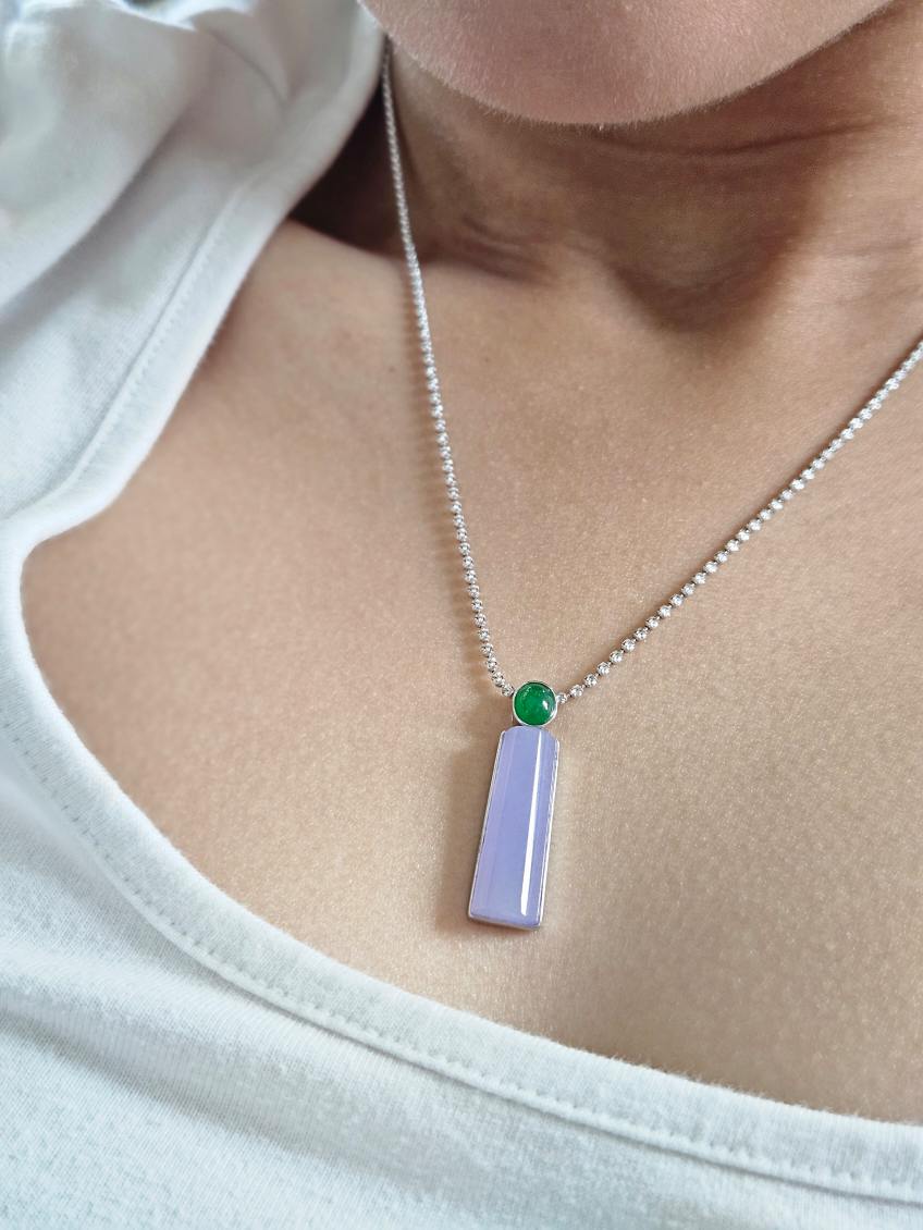 Certified 100% Natural High quality Grade A Burma Purple and Green Jadeite Jade 18K Gold Necklace